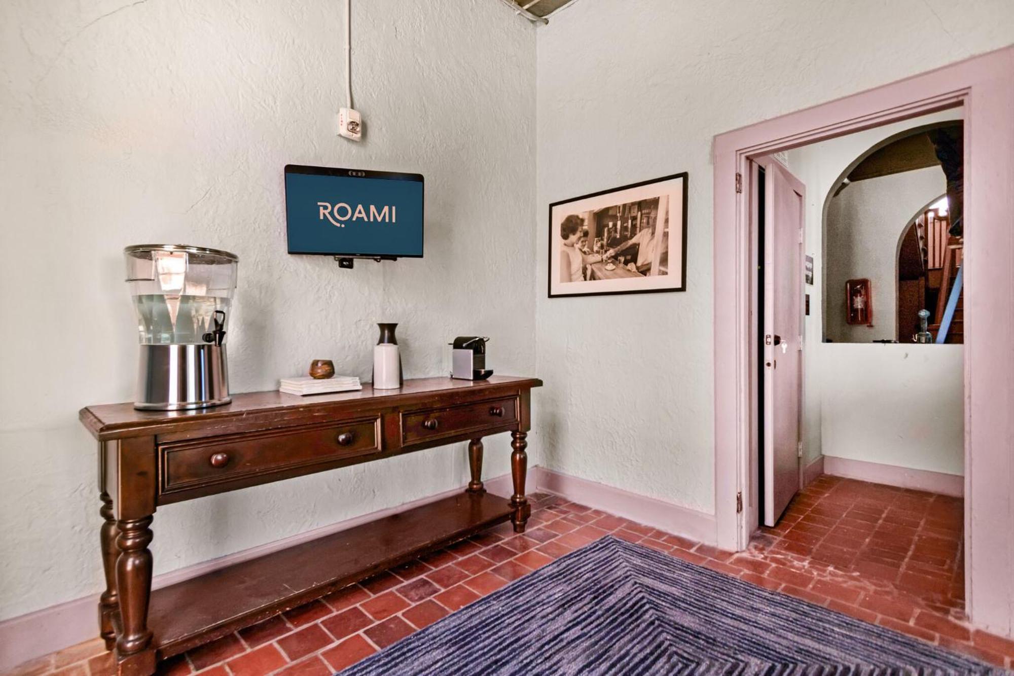 Roami At Tower Hotel - Calle Ocho Miami Exterior foto